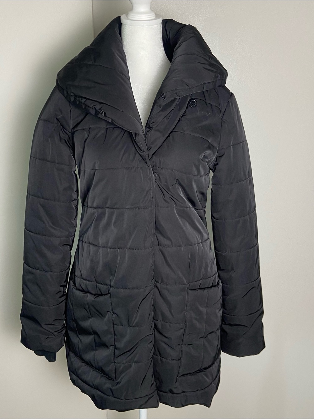 bebe Black Hooded Puffer Coat